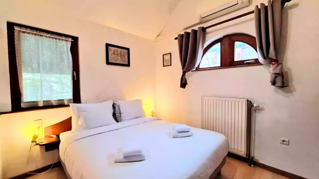 Une autre perspective de la chambre à coucher du gîte n°1